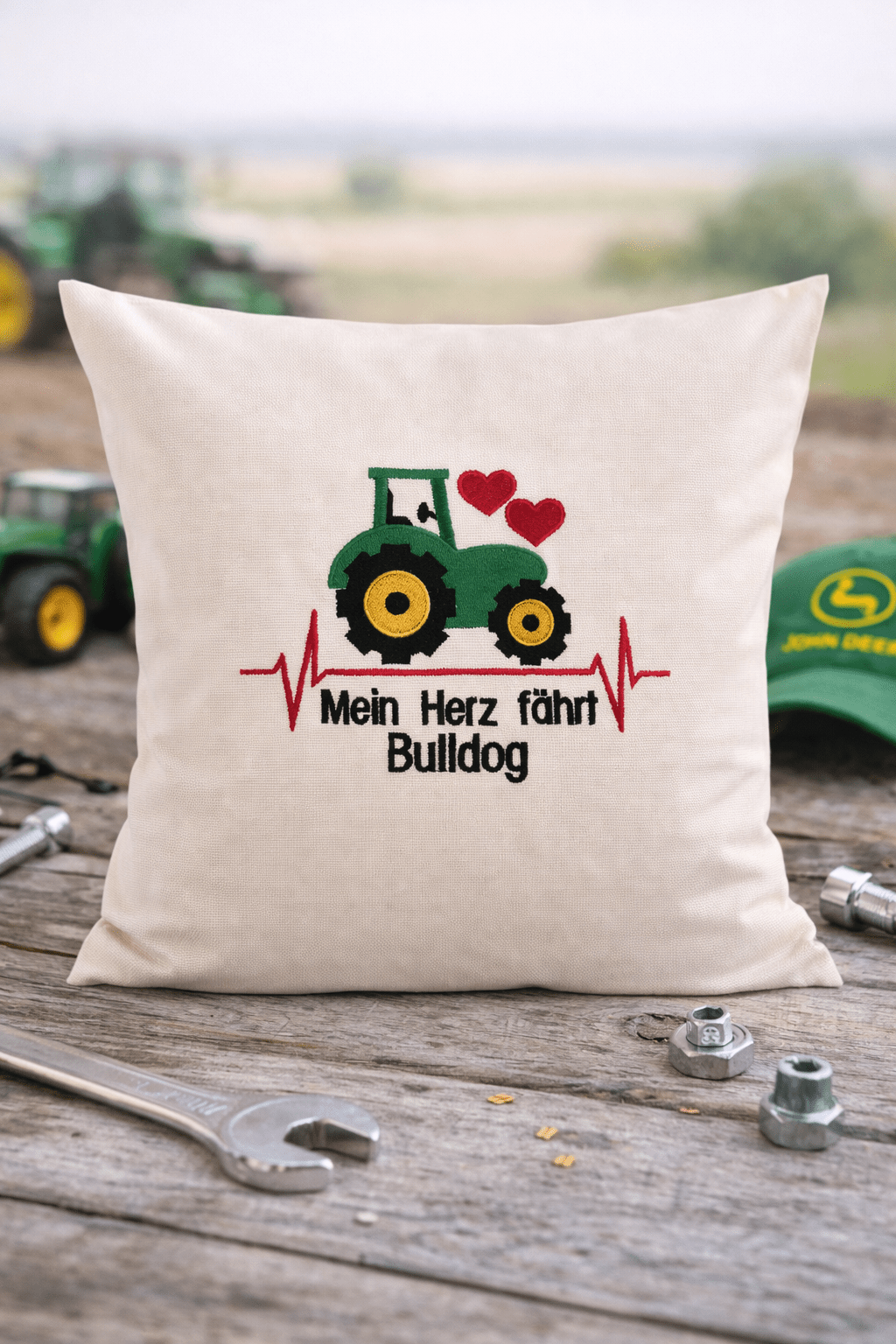 Kissenbezug - bestickt -Bulldog- Geschenk - WOHNACCESSOIRES
