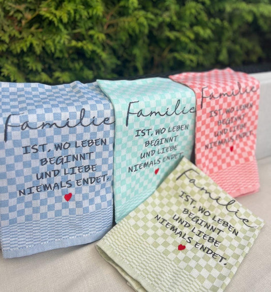 Besticktes Geschirrtuch "Familie" - Geschenk für Familie - Küchendeko