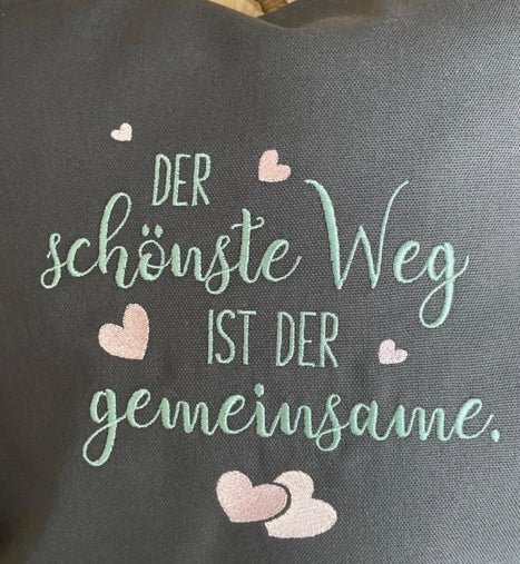 Kissenbezug - Der schönste Weg ist der gemeinsame
