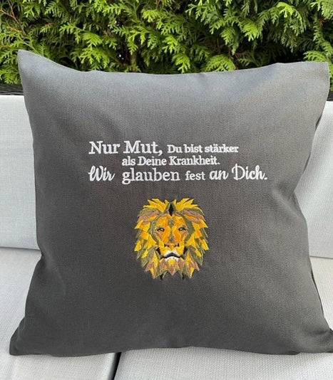 Kissen Mutmacher,40x40cm,besticktes Kissen,Zuversicht,Mut,Glaube,Krankheit,Krebs,Stark,Baumwolle,Kissenbezug,Bezug,Wünsche,personalisiert
