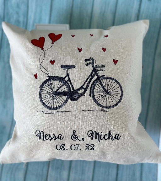 Kissen bestickt, 40x40cm, Fahrrad, Liebe, Herzen, Geschenkidee, Fahrradliebhaber